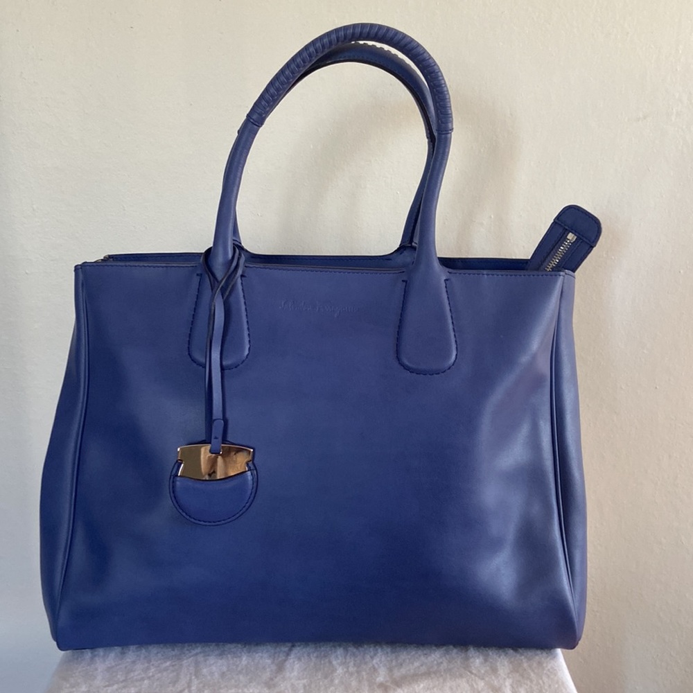 NWT Salvatore Ferragamo “Large Nolita” Tote - Picture 5 of 14